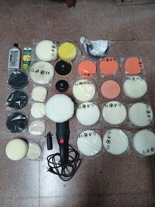 Lote pulidora y accesorios para coche.