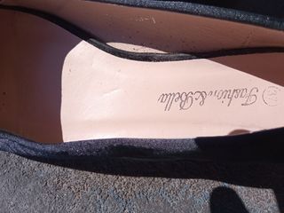 Zapatos negros talla 37 con pedrería