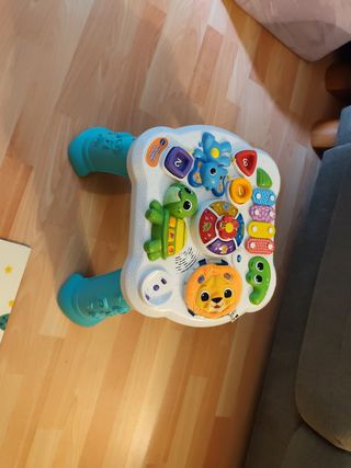 Mesa de juego infantil con luces y sonidos