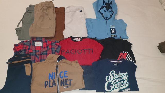 Lotto abbigliamento bambino 4 anni