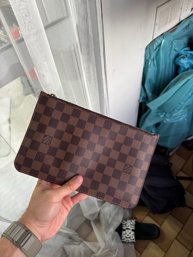 Pochette Louis Vuitton Damier Ebene