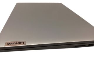 pc portatil lenovo 82r1