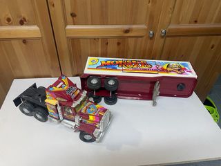 Camión Gozan Horizont