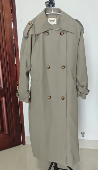 Gabardina verde caqui