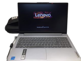 pc portatil lenovo 83er