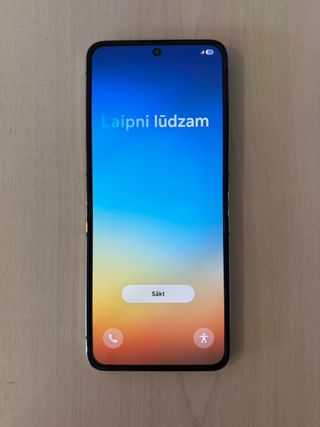 Samsung Galaxy Z Flip 5G – Impecable.