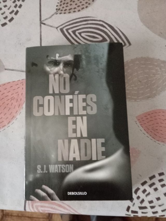 No confíes en nadie (Spanish Edition)
