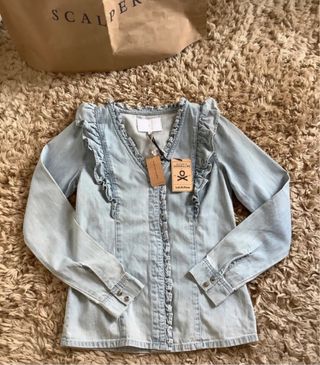 camisa Denim Volantes Scalpers. A estrenar.