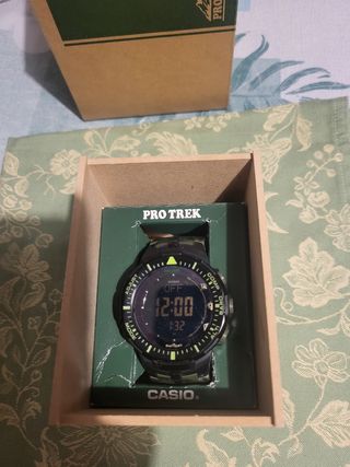 Casio Pro Trek PRG 300CM Orologio