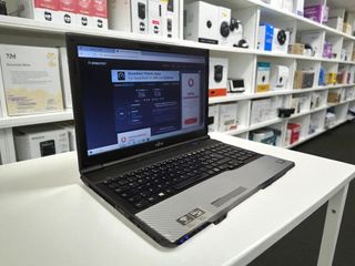 Notebook Fujitsu i5 16GB RAM 256GB SSD + 500GB HDD