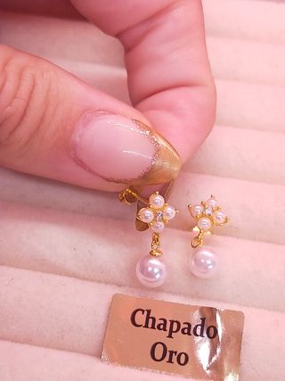Pendientes Oro 18 kt Laminado Flores Perlas