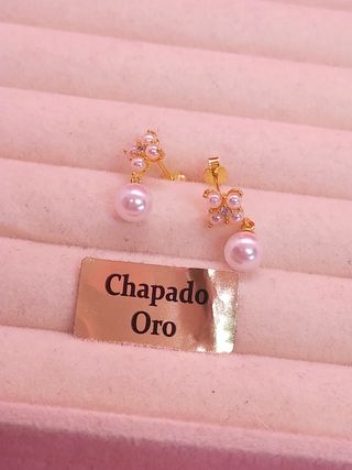 Pendientes Oro 18 kt Laminado Flores Perlas