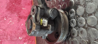 Bomba dirección 95BB3A733AB Ford Mondeo I Sedan (