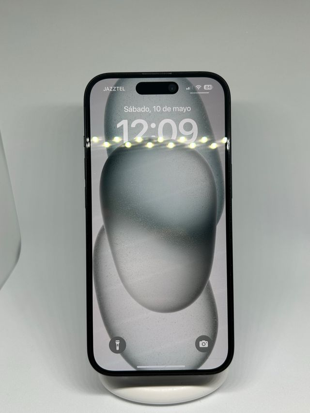 iPhone 15 128GB