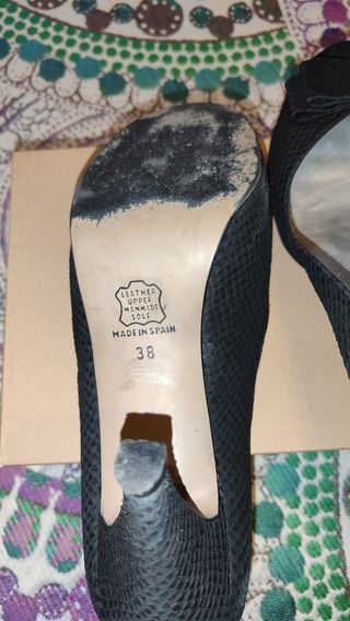 Zapatos Negros Piel Tacón Lazo