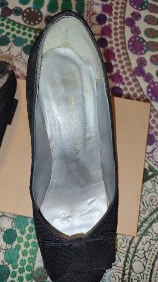 Zapatos Negros Piel Tacón Lazo
