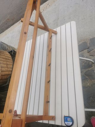 Perchero de madera