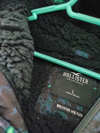 Chaqueta Hollister con forro polar