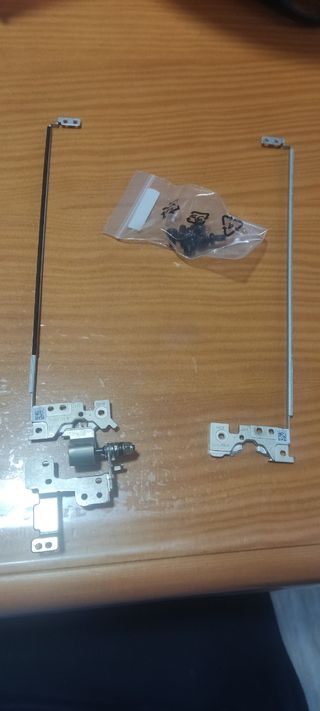 Bisagras para portátil