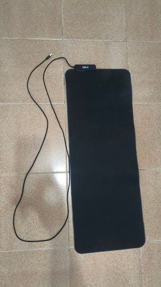 Alfombrilla Gaming GM Negra con LED de colores