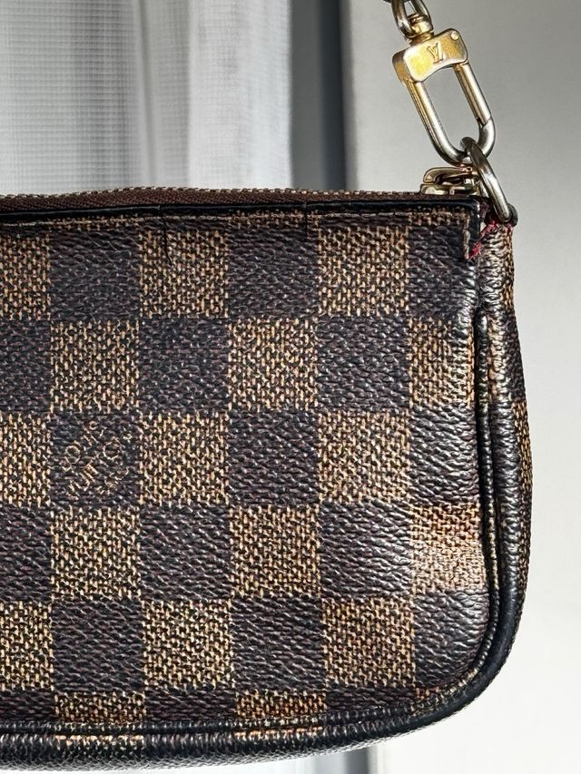 Pochette Louis Vuitton marrone