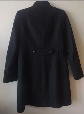 Elegante cappotto taglio militare nero