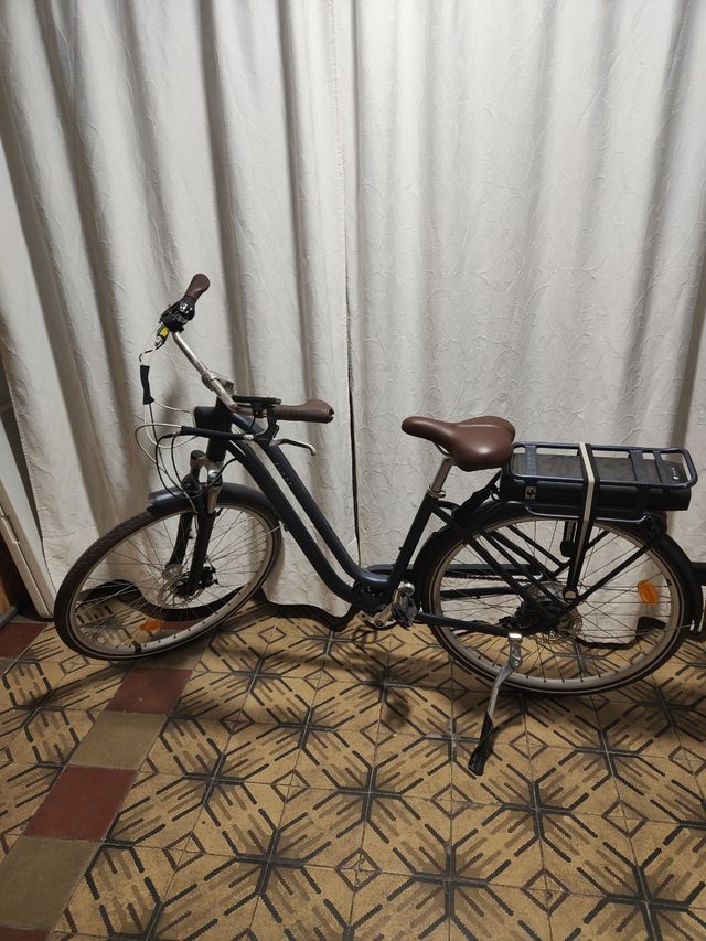 Bicicleta Eléctrica Urbana Elops 900