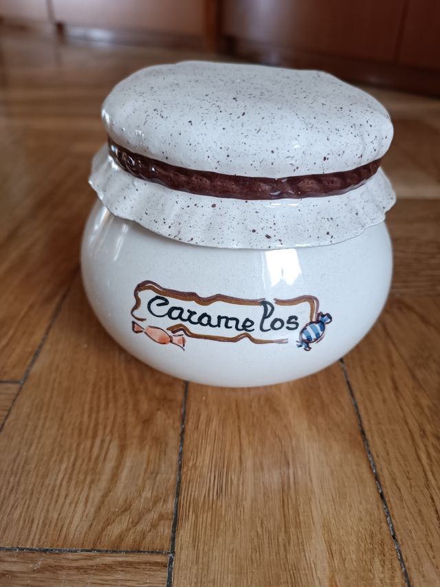 Vasetti in ceramica decorati (3 unità)