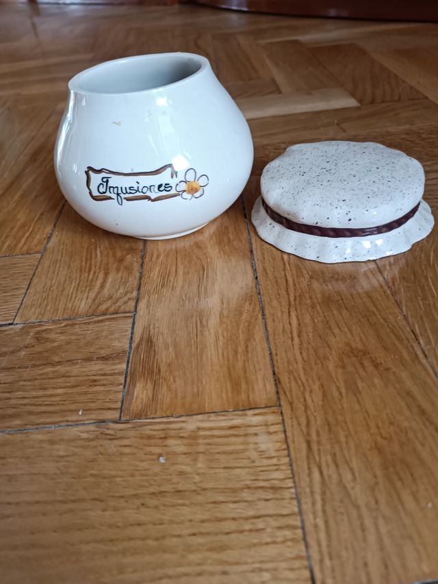 Vasetti in ceramica decorati (3 unità)