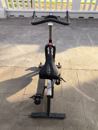 Bici Estática VS700 Domyos