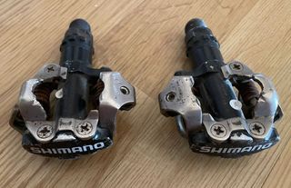 Pedales Shimano PD-M520