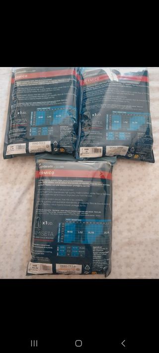 4 Camisetas Térmicas Abanderado 1 talla M y 3 L