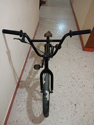 Bicicleta BMX Negra Camuflaje