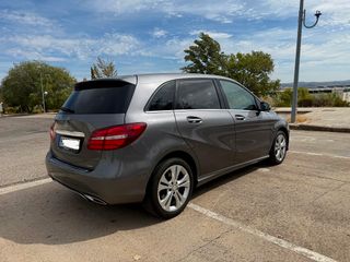 Mercedes-Benz Clase B 220 cdi,177 cv ,automatico
