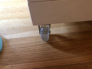 mesita auxiliar blanca de ikea con ruedas