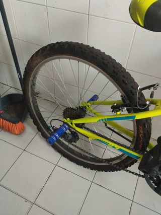 Bicicleta Montaña Amarilla