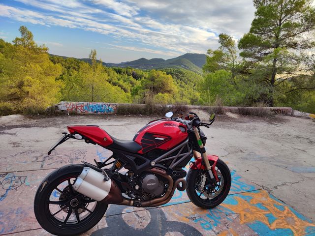 Escape OEM Ducati Monster 1100 Evo