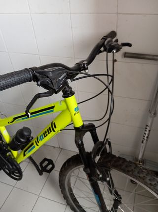 Bicicleta Montaña Amarilla