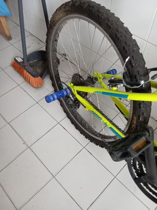 Bicicleta Montaña Amarilla