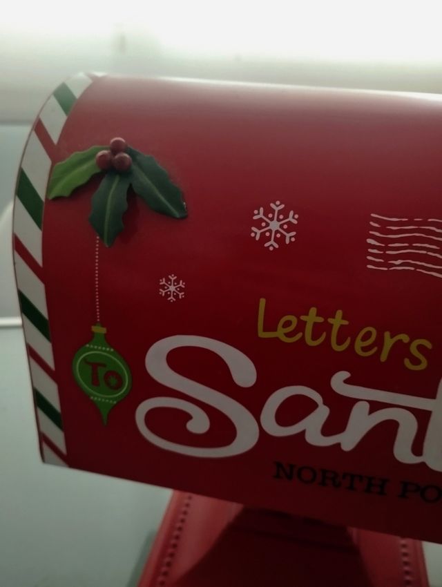 NAVIDAD Buzón de metal de sobremesa (o pie*)