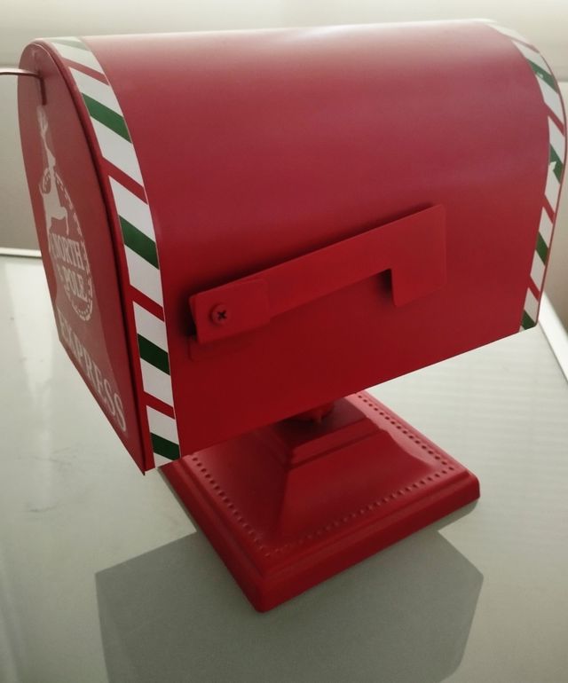 NAVIDAD Buzón de metal de sobremesa (o pie*)