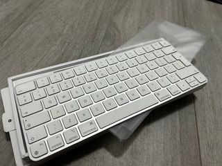 Teclado Apple Magic Keyboard Plata/Blanco Inglés