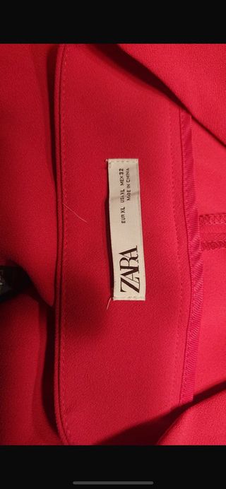 Pantalón Zara Rojo Talla XL