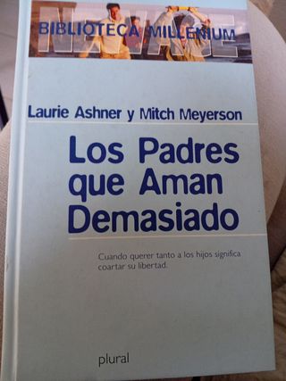 PADRES QUE AMAN DEMASIADO by ASHNER