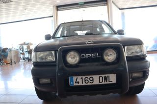 Opel Frontera 2002