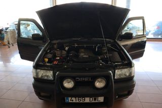 Opel Frontera 2002