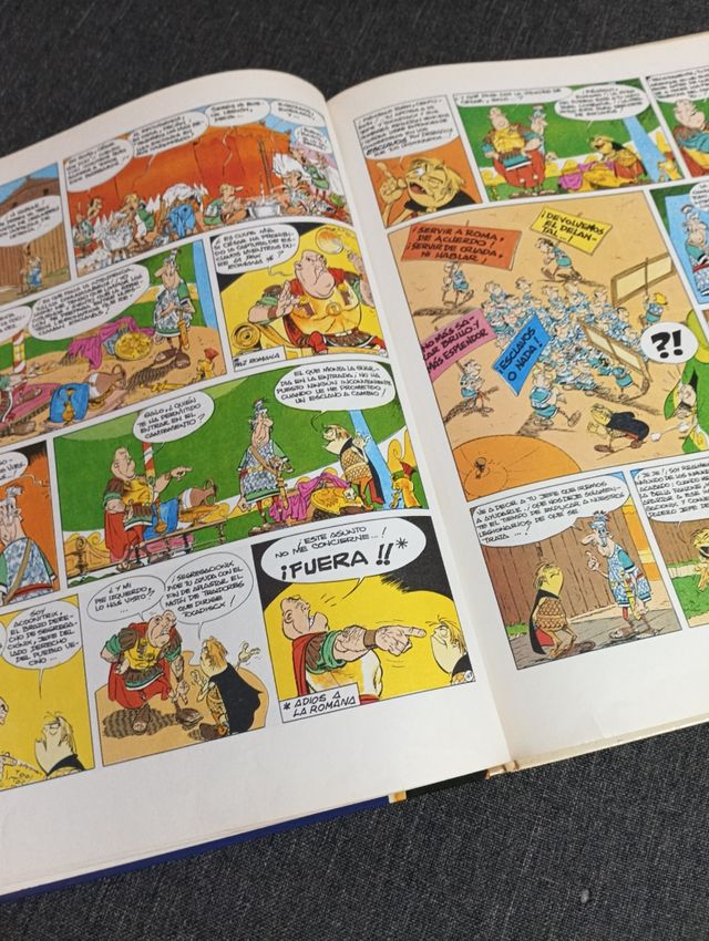 Astérix la gran zanja 1a edición en español