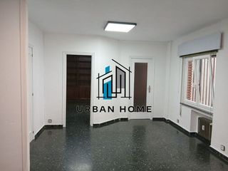 Oficina en venta en Centro Ciudad en León