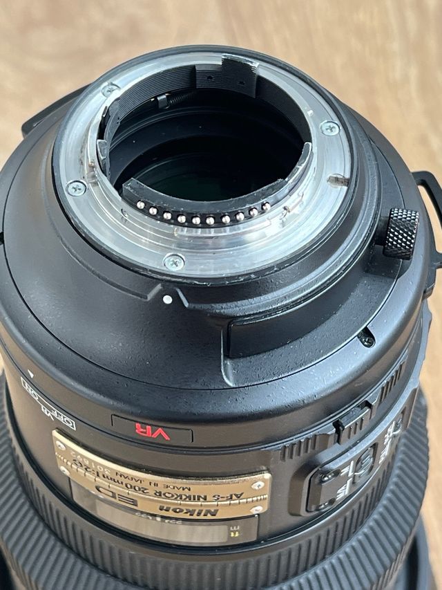 Nikon AF-S 200mm f/2G ED VR Teleobjetivo