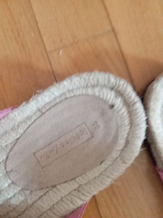 Zuecos rosas talla 39